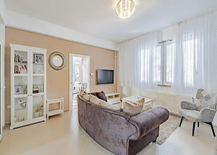 וילה Ponar With Swimming Pool