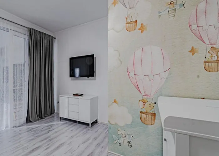 Ponar With Swimming Pool * Kuciste